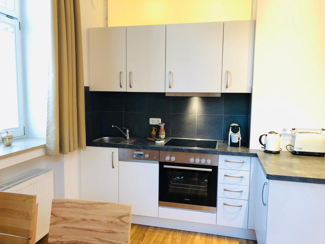Golden Gapa Central Family Apartment 28 การ์มิช-พาร์เทนเคียร์เชน ภายนอก รูปภาพ